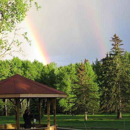 Black Cat Guest Ranch Brule Mines Экстерьер фото