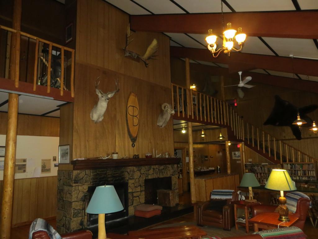 Black Cat Guest Ranch Brule Mines Экстерьер фото